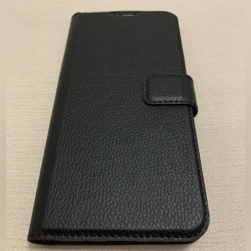 Samsung Galaxy A11 FOLIO | Protective Case Metro by T-Mobile